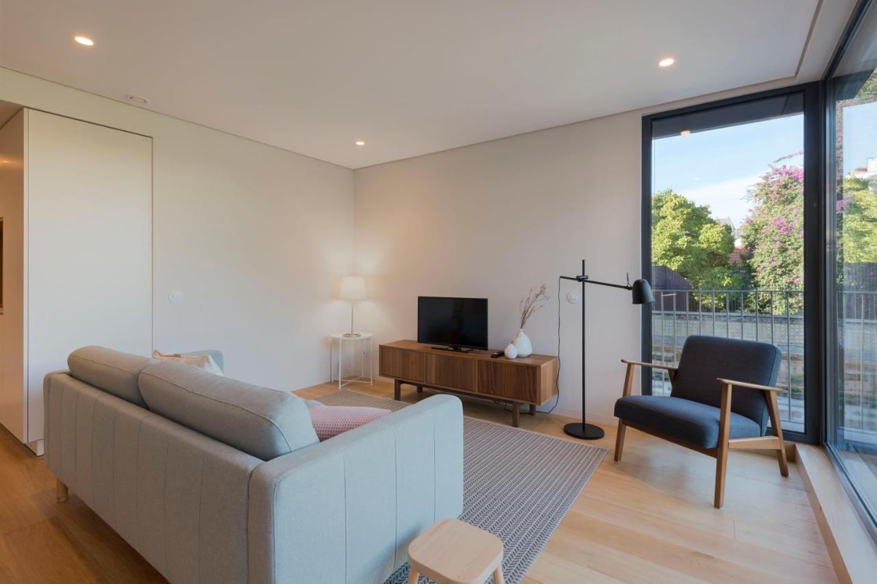 Lovelystay - Primrose 2Br Flat With Free Parking, Ac And Balcony Porto Exterior photo